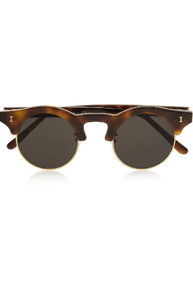 Acetát keretes napszemüveg, Illesteva, 300 Eur (kb. 91 700 Ft), netaporter.com