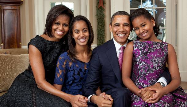 Borítókép: Obama lánya Steven Spielbergnek dolgozik