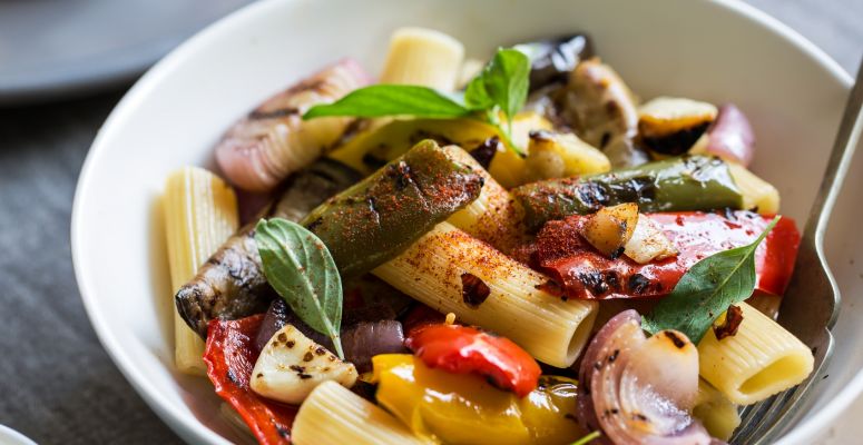 Borítókép: Grillzöldséges tésztasaláta