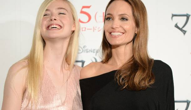 Borítókép: Tükröm, tükröm, mondd meg nékem...Angelina Jolie vs. Elle Fanning