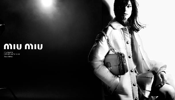 Borítókép: Divatkampányban A nimfomániás sztárja 