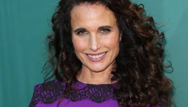 Borítókép: Elképesztően jól néz ki az 56 éves Andie MacDowell 
