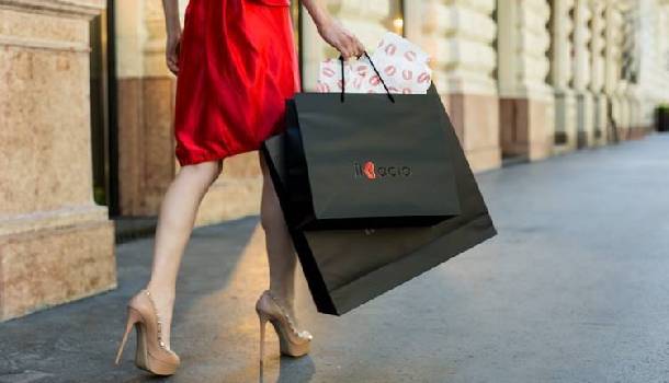 Borítókép: 50%-os leértékeléssel ünnepli a nyarat az il Bacio di Stile