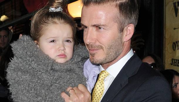 Borítókép: Ilyen nagy kislány már Harper Beckham