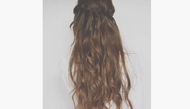 Borítókép: Szabadulj meg a töredezett hajvégektől, hajvágás nélkül!