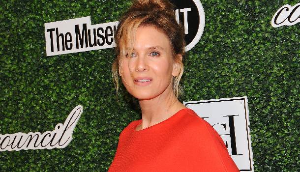 Borítókép: Renée Zellweger légies és gyönyörű