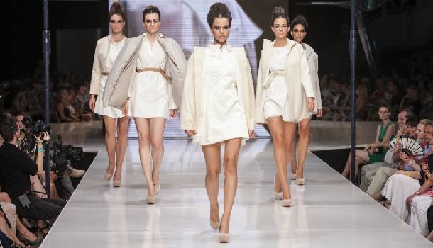 Borítókép: Közép-Európa legnagyobb divateseménye Budapesten – Gombold újra! Döntő