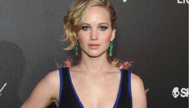 Borítókép: Jennifer Lawrence érdekes divatmunkát szerzett magának! 