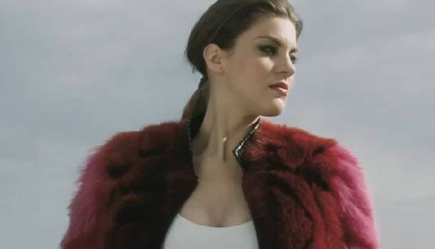 Borítókép: "Bárhogy élsz, élj stílusosan" - VIDEÓ