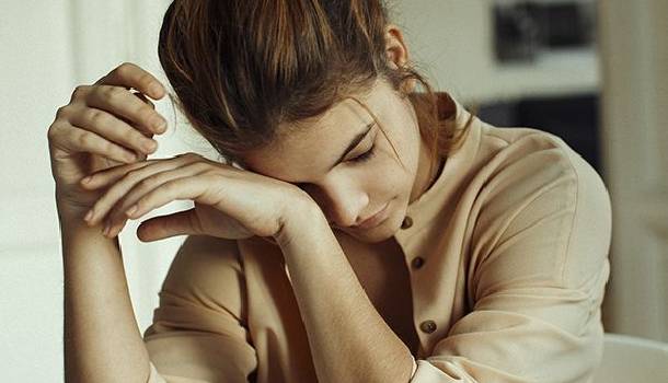 Borítókép: Exkluzív: Palvin Barbi smink nélkül Éder Krisztián fotóin