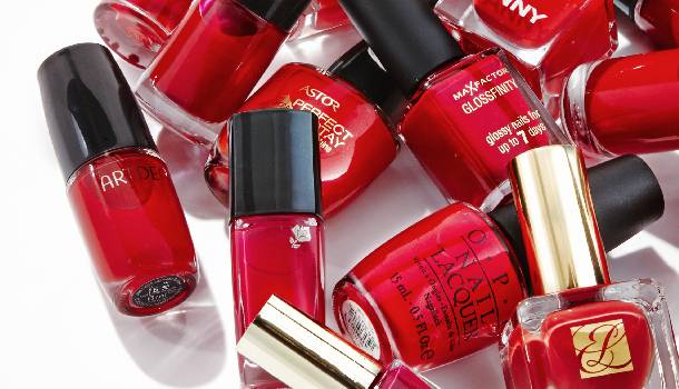 Borítókép: 400 kihagyhatatlan termék a decemberi Instyle-ban