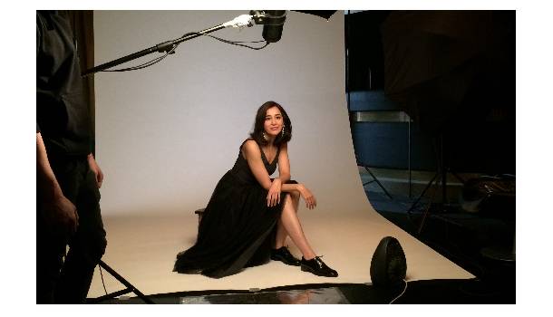 Borítókép: Gryllus Dorka az InStyle címlapfotózásán - VIDEÓ