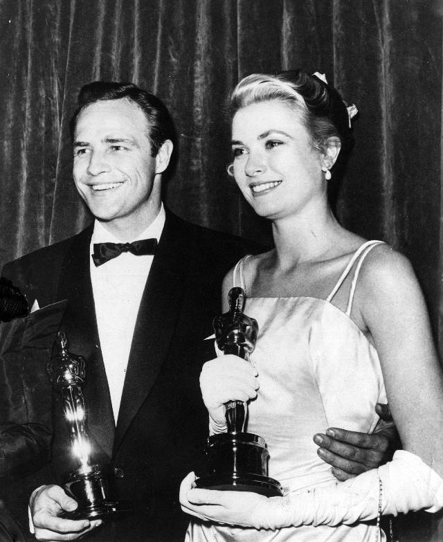 Marlon Brando And Grace Kelly At The Oscar Award Ceremony