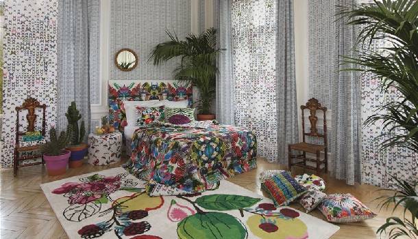 Borítókép: Szemkápráztató kollekció Christian Lacroix-tól