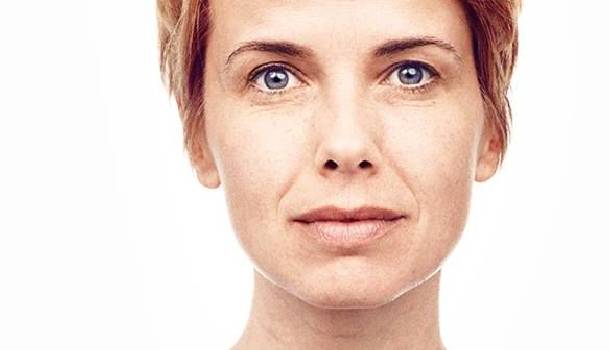 Borítókép: D. Tóth Kriszta smink nélkül az Éva magazin címlapján