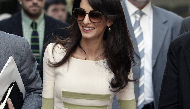 Borítókép: Amal Clooney a legstílusosabb professzor