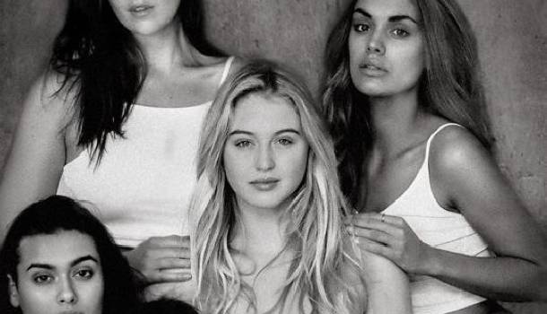 Borítókép: Formás modellek retusálatlanul - így kampányol egy londoni ügynökség