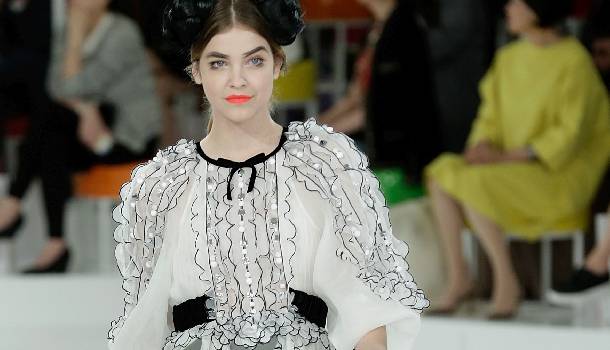 Borítókép: Éljen, Palvin Barbi újra a Chanel kifutóján!