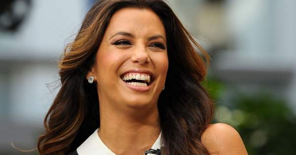 Borítókép: Így mutat Eva Longoria egy 185 centis szupermodell mellett