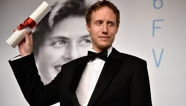 Borítókép: Nemes Jeles László: "Az volt a célunk, hogy beszéljenek róla"