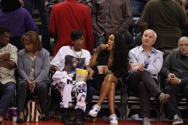 Celebrities at the Clippers game. The Oklahoma City Thunder defeated the Los Angeles Clippers by the final score of 107-101 at Staples Center in downtown Los Angeles. Featuring: Rihanna Where: Los Angeles, California, United States When: 09 Apr 2014 Credit: WENN.com