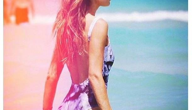 Borítókép: Sztárok bikiniben: A nyár eddigi legdögösebb fotói