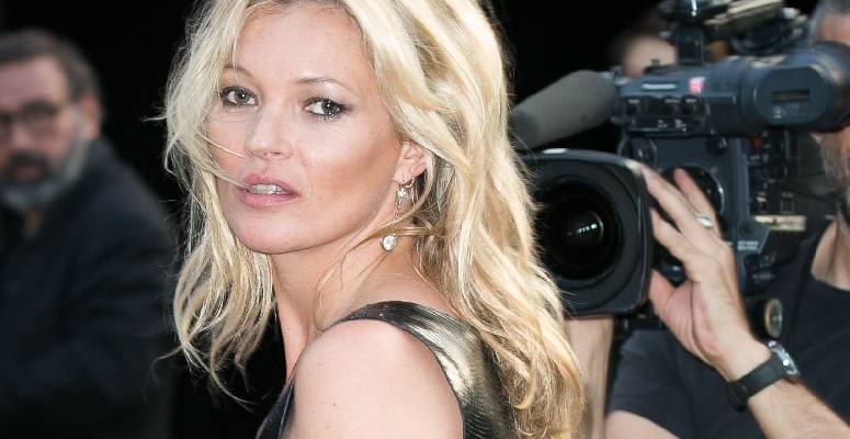 Kate Moss megmutatja, milyen egy dögös negyvenes