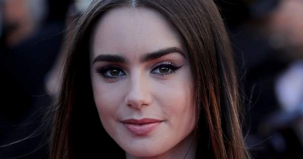 Borítókép: A gyönyörű és dús szemöldök titkai - Videó