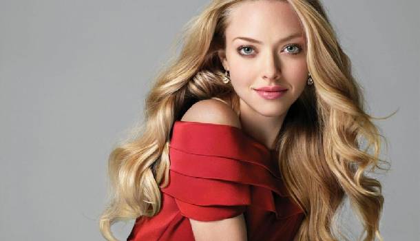 Borítókép: Telitalálat Amanda Seyfried új frizurája
