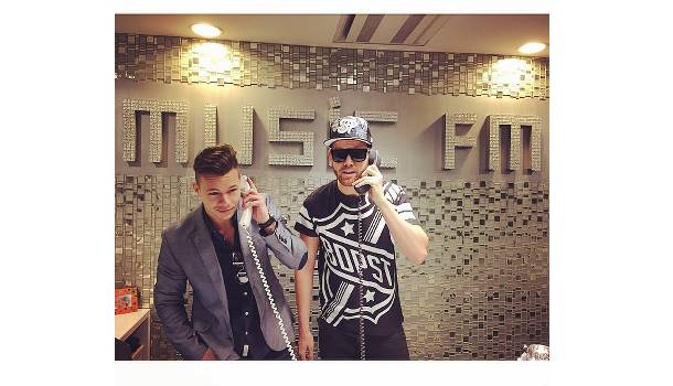 Borítókép: Ilyen vicces versként elszavalva a Wellhello slágere - VIDEÓ