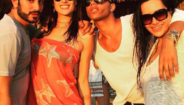 Borítókép: Édes élet: Alessandra Ambrosio vakációs képeivel nem tudunk betelni