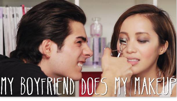 Borítókép: Ilyen az, ha a pasid sminkel ki - VIDEÓ