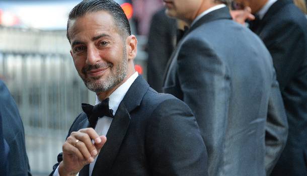 Borítókép: Hoppá! Marc Jacobs véletlenül meztelen képet posztolt magáról