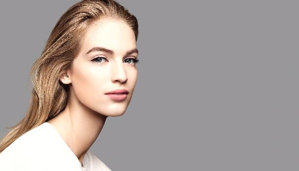 Borítókép: Bréking:  Axente Vanessa a Chanel legújabb ékszerkollekciójának arca lett