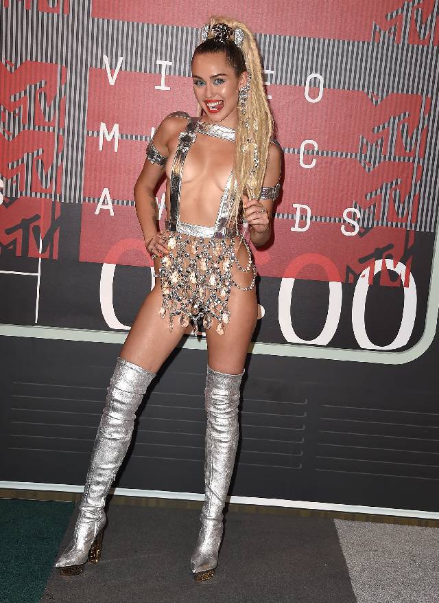 LOS ANGELES, CA - AUGUST 30: Miley Cyrus arrives at the 2015 MTV Video Music Awards at Microsoft Theater on August 30, 2015 in Los Angeles, California. (Photo by Steve Granitz/WireImage)