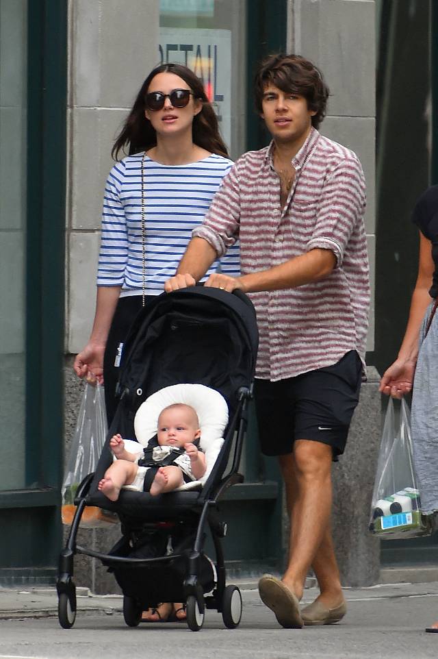 NEW YORK - AUGUST 31: Keira Knightley and husband James Righton seen out in Manhattan with new born Edie Righton on August 31, 2015 in New York, New York. (Photo by Josiah Kamau/BuzzFoto via Getty Images)