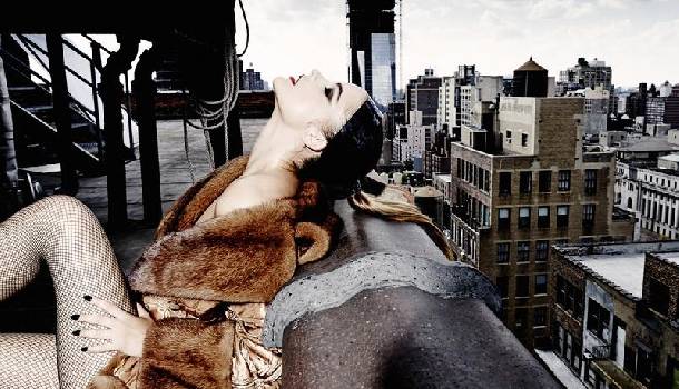 Borítókép: Palvin Barbi elképesztően dögös címlaplány lett - FOTÓK