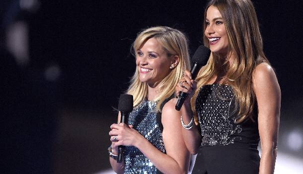 Borítókép: 4 stílustipp alacsony hírességektől, hogy magasabbnak tűnj