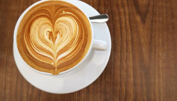 Borítókép: Stílusnagykövetünk ajánlja: Szeged 5 legjobb kávézója