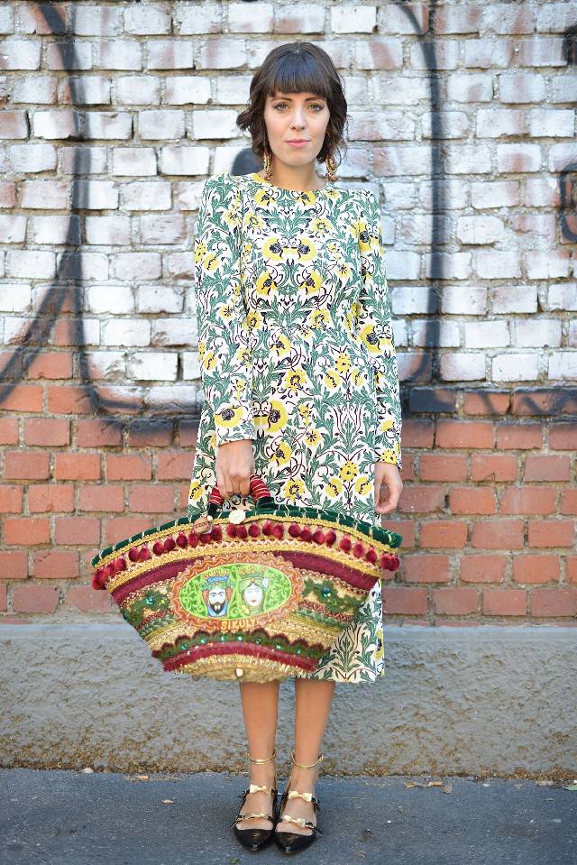 street style MILAN, ITALY - SEPTEMBER 24: Federica Di Nardo poses wearing a Zara dress and a Sikuly bag before the Fendi show during the Milan Fashion Week Spring/Summer 16 on September 24, 2015 in Milan, Italy. (Photo by Vanni Bassetti/Getty Images)