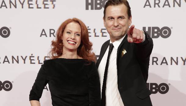 Borítókép: A vörös szőnyeg legstílusosabb sztárpárja: Dobó Kata és Anger Zsolt