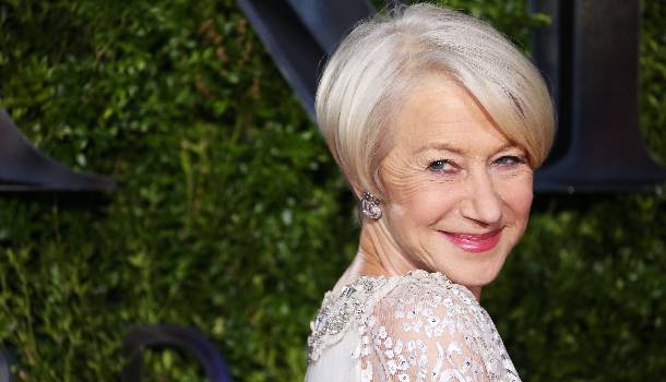 Borítókép: Helen Mirren 70 évesen is dögösebb, mint a 20-as lányok - FOTÓK