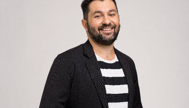 Borítókép: Mező Misi: „Hiszek a zene gyógyító erejében”