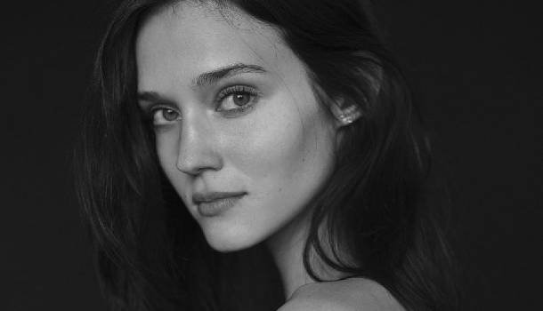 Borítókép: Johanna ruha és smink nélkül - Éder Krisztián újabb gyönyörű fotósorozata