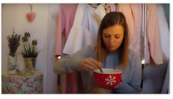 Borítókép: InStyle vlog: Otthon is elkészíthető, szépítő bőrradír