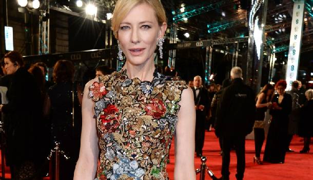 Borítókép: A BAFTA-díjátadó legszebb vörös szőnyeges szettjei