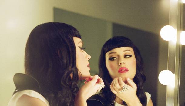 Borítókép: Nőnap, kicsit másként: Önbizalom növelő tippek, hogy megszeresd önmagad