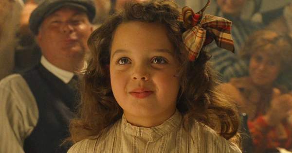 Borítókép: Emlékszel a Titanic cuki kislányára? Így néz ki közel 25 évvel a film után - FOTÓ