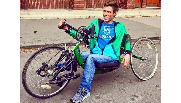 Borítókép: „Ha nyitott vagy rá, minden lehetséges” - Fenyvesi Zoli és a SUHANJ! az InStyle-ban