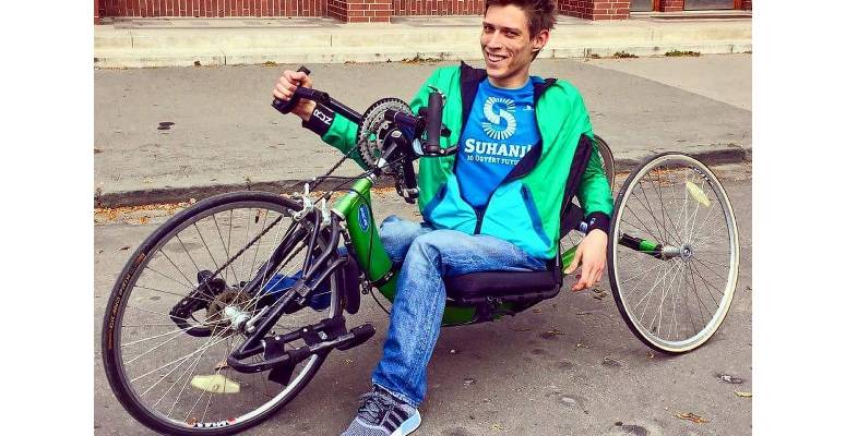 Borítókép: „Ha nyitott vagy rá, minden lehetséges” - Fenyvesi Zoli és a SUHANJ! az InStyle-ban